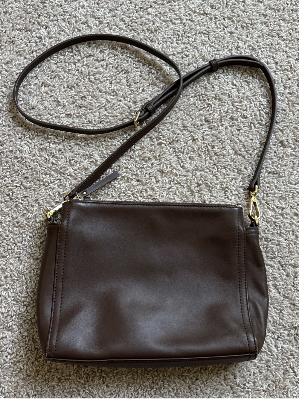 Quince Italian Leather Triple Compartment Crossbody Bag $120 MSRP